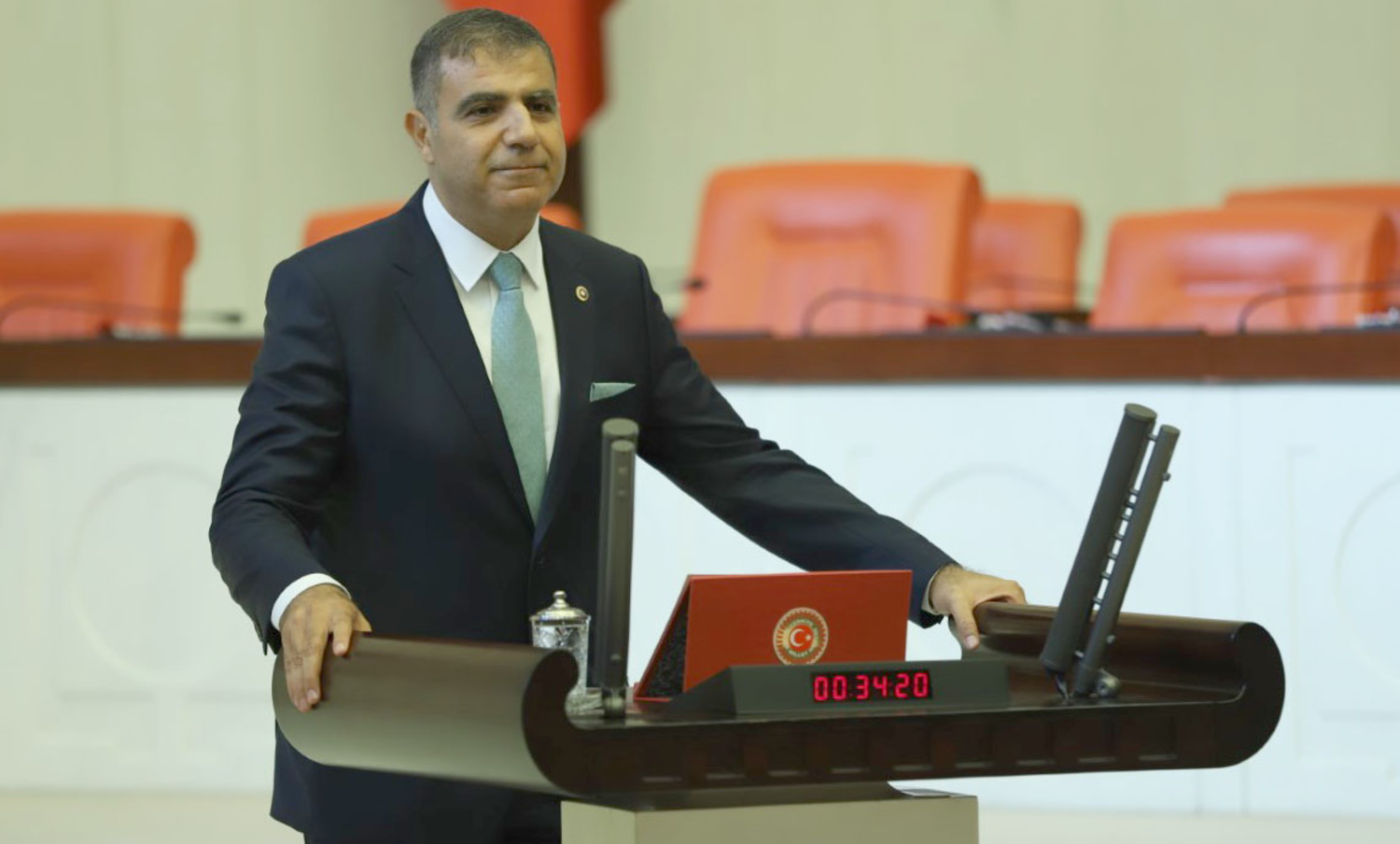 CHP’li Güzelmansur: Hataylıya tabela baraj değil, su lazım